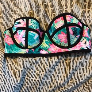 Floral bikini top